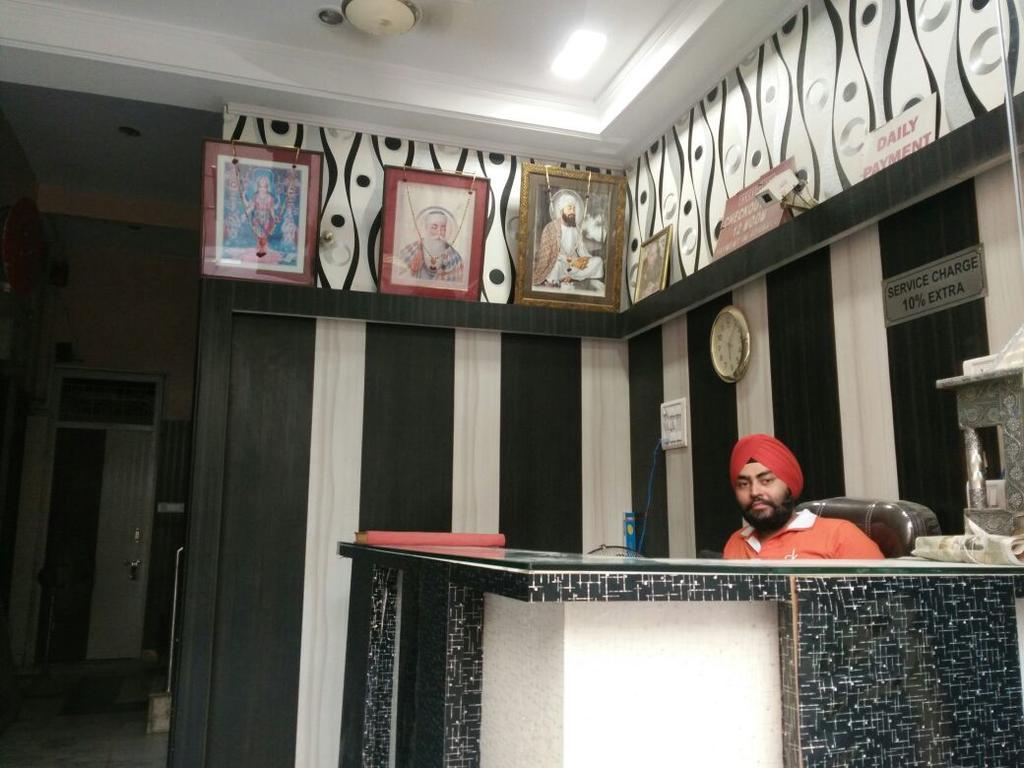 Hotel Silver Palace Delhi  Extérieur photo